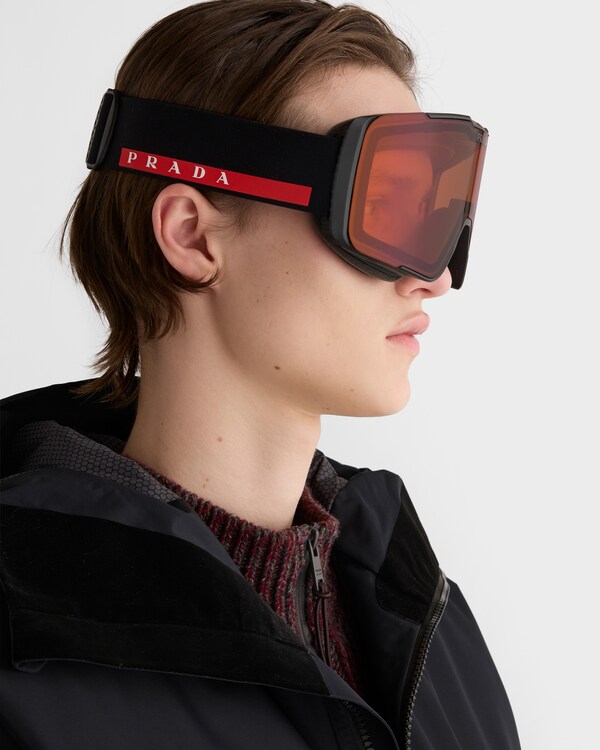 Prada Linea Rossa by Oakley snow goggle with interchangeable lenses - Torch/Persimmon Lenses Prada Linea Rossa by Oakley snow goggle with interchangeable lenses - Torch/Persimmon Lenses