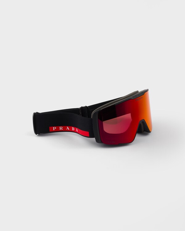 Prada Linea Rossa by Oakley snow goggle with interchangeable lenses - Torch/Persimmon Lenses Prada Linea Rossa by Oakley snow goggle with interchangeable lenses - Torch/Persimmon Lenses