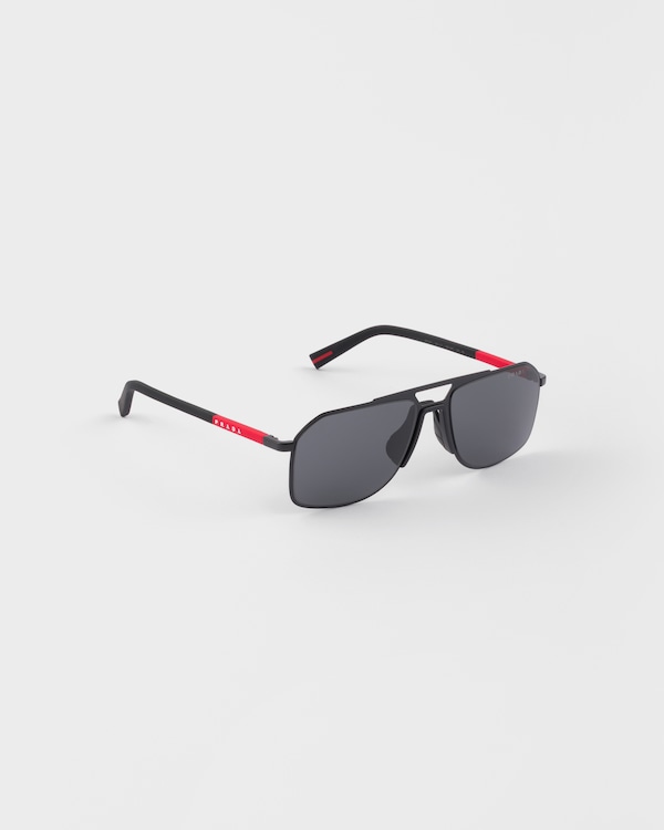 Prada Linea Rossa太阳镜 - 石板灰镜片 Prada Linea Rossa太阳镜 - 石板灰镜片