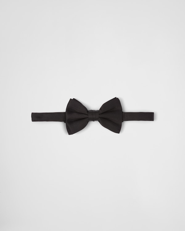 Satin bowtie - Black Satin bowtie - Black