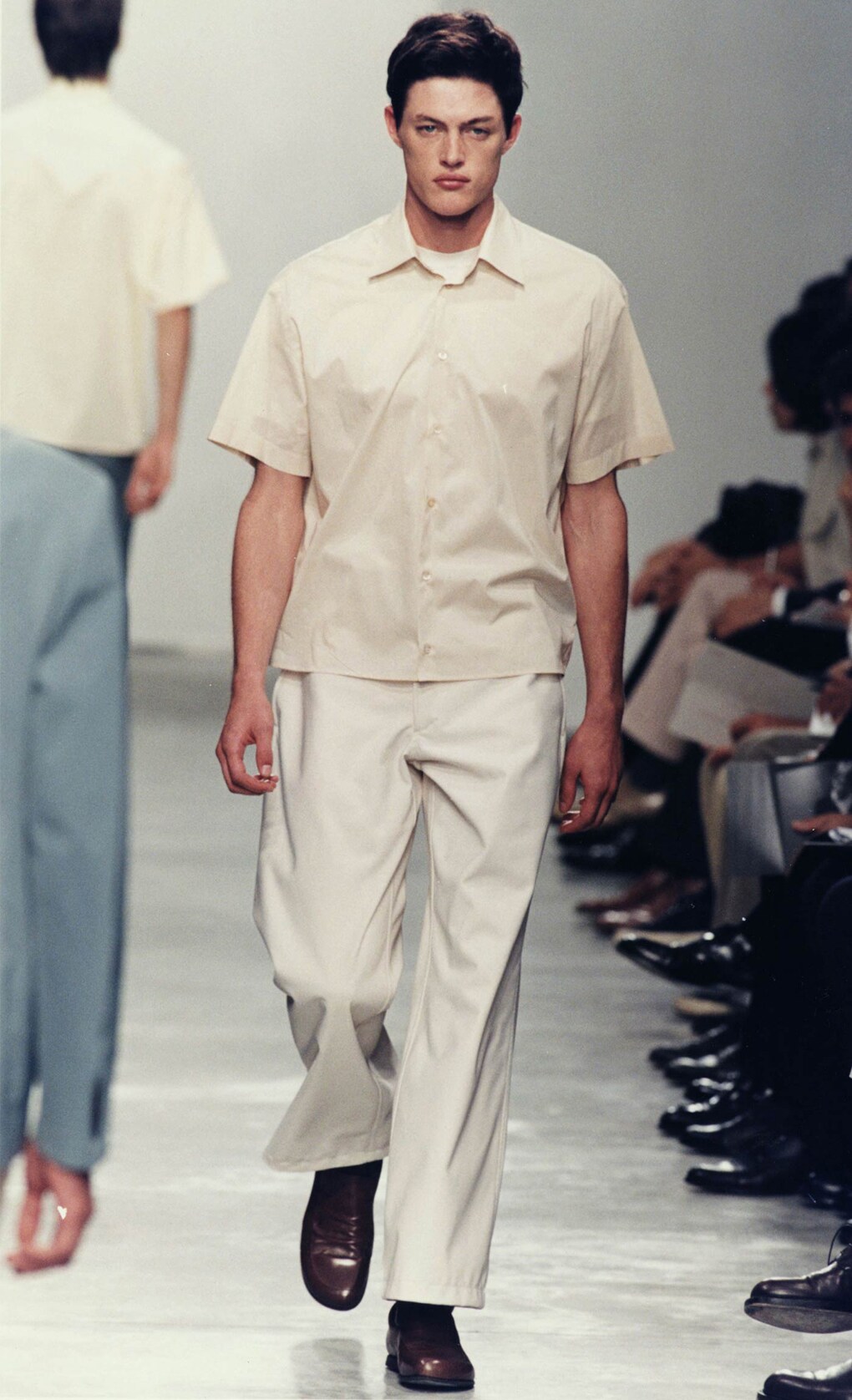 Look 4
