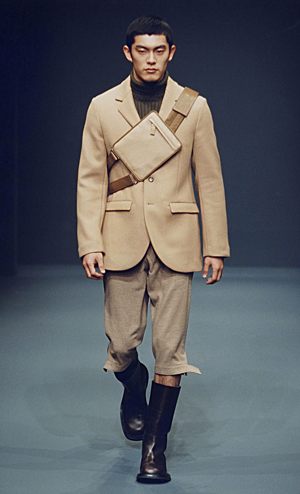Look 7