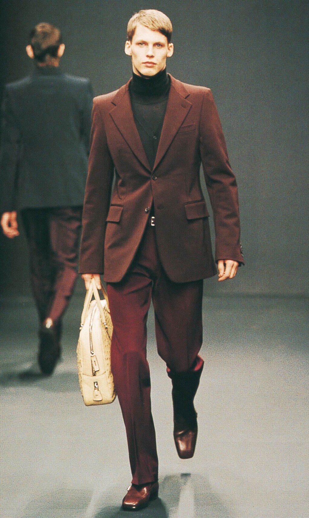 Look 3