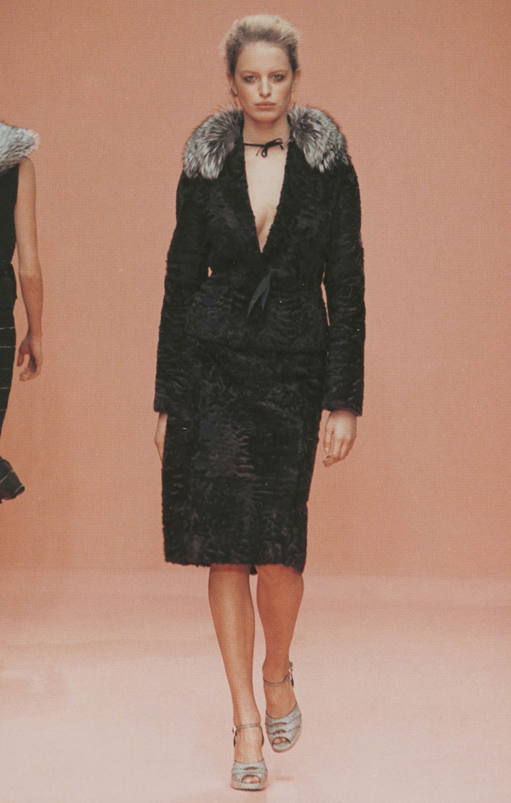 Look 3