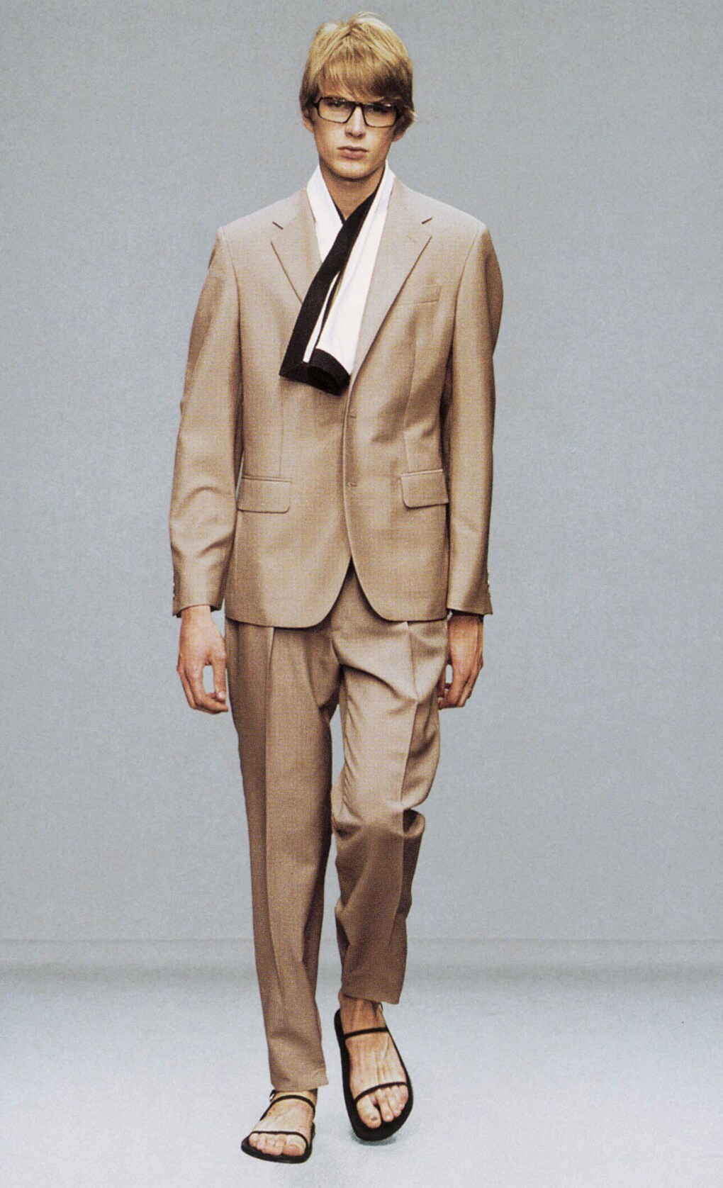 Look 3