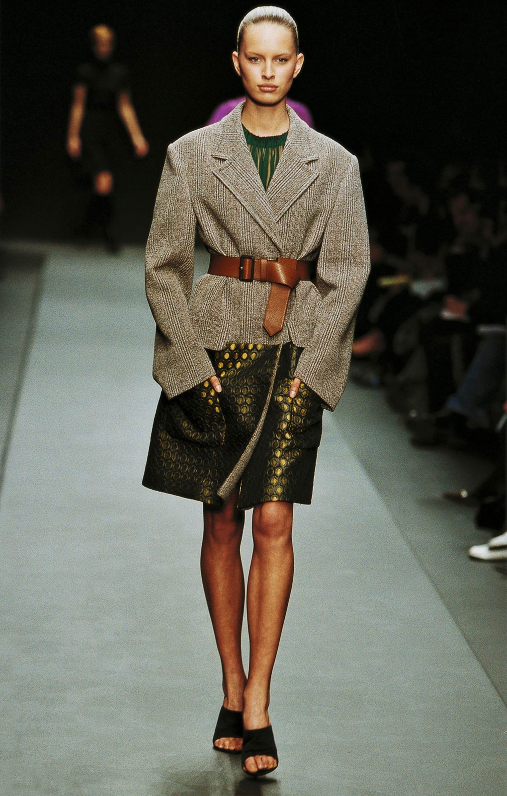 Look 7