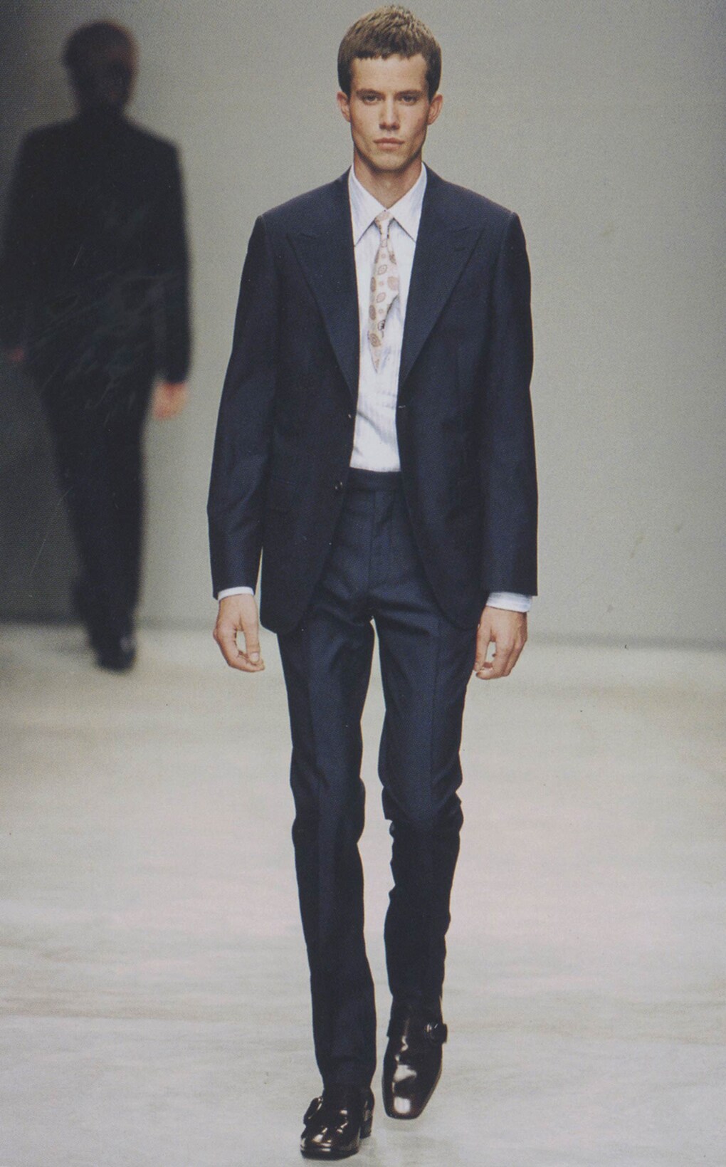 Look 3