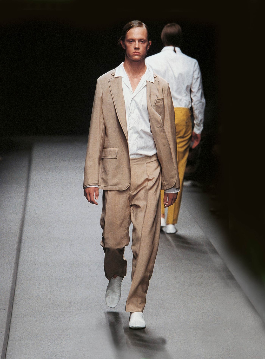 Look 3