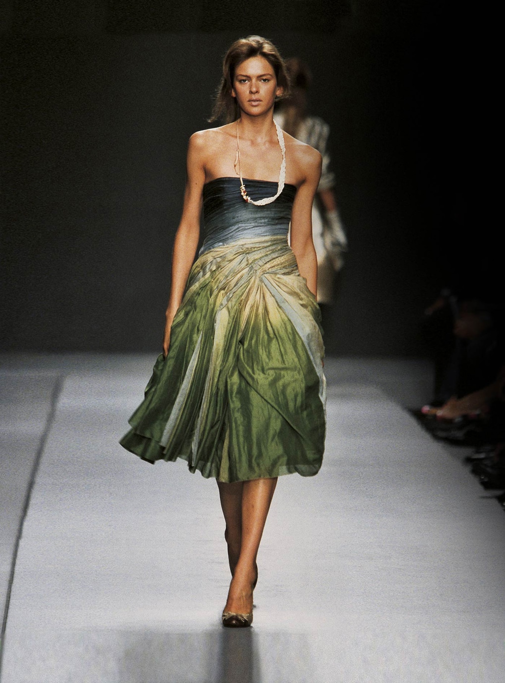 Look 3