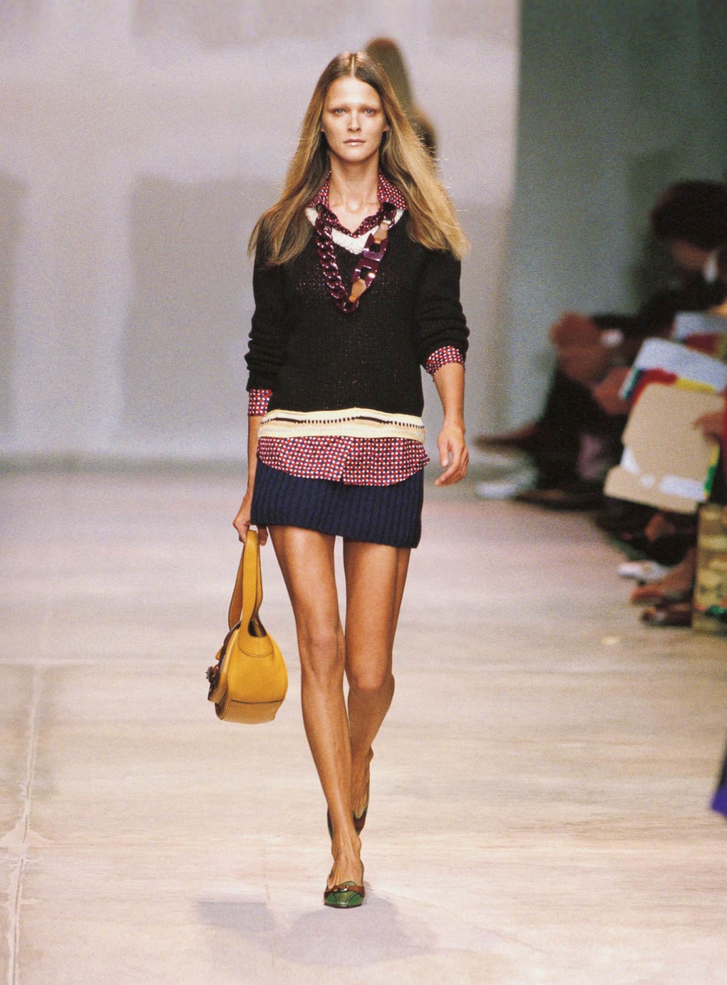 Look 3