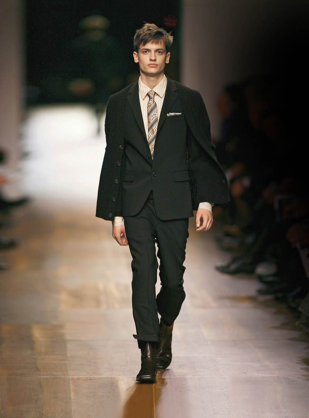 Look 1