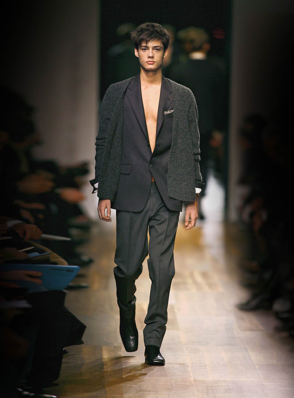 Look 3