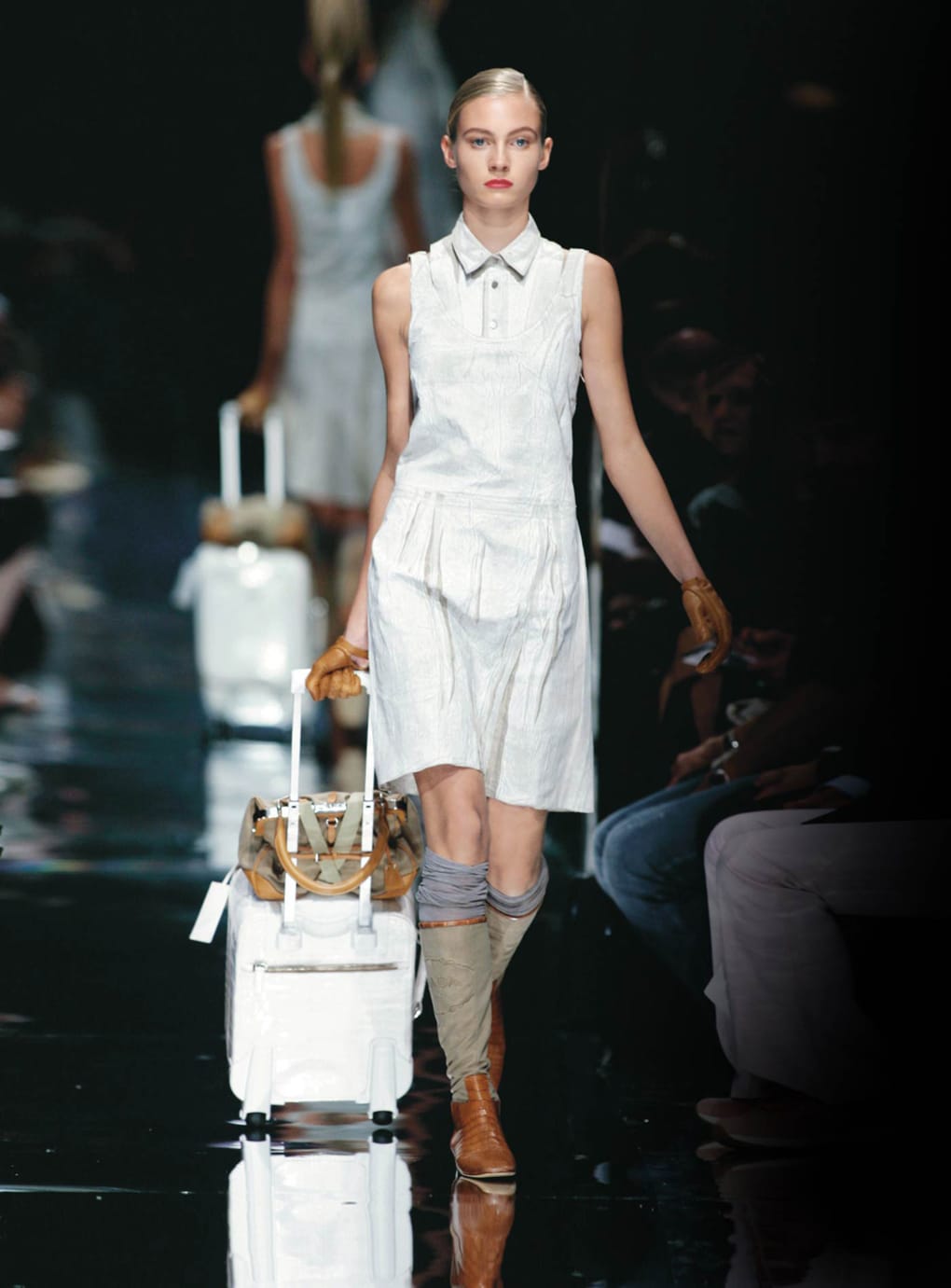 Look 3