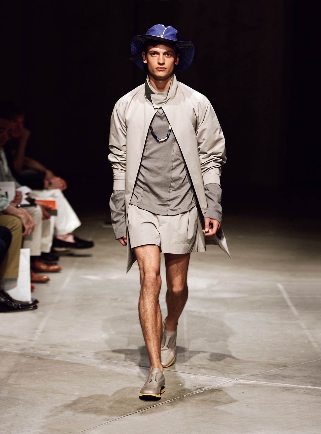 Look 1