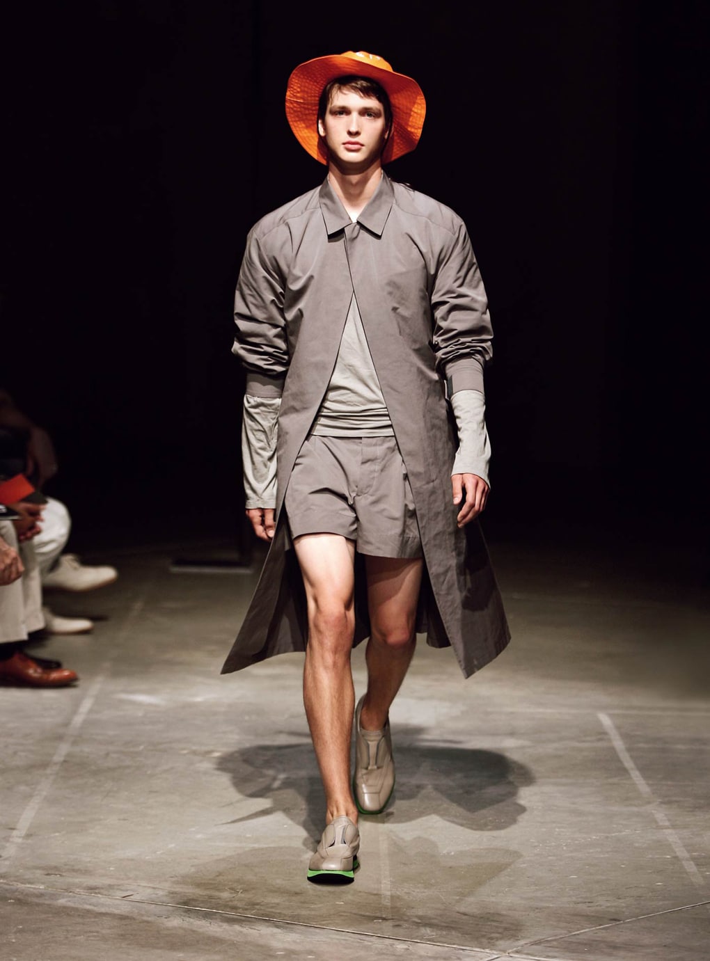 Look 3