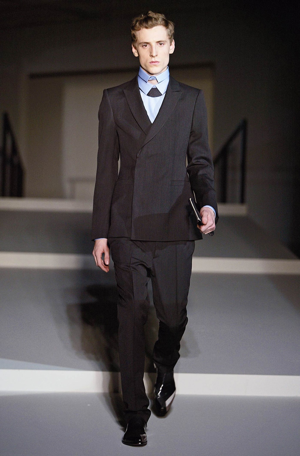 Look 2