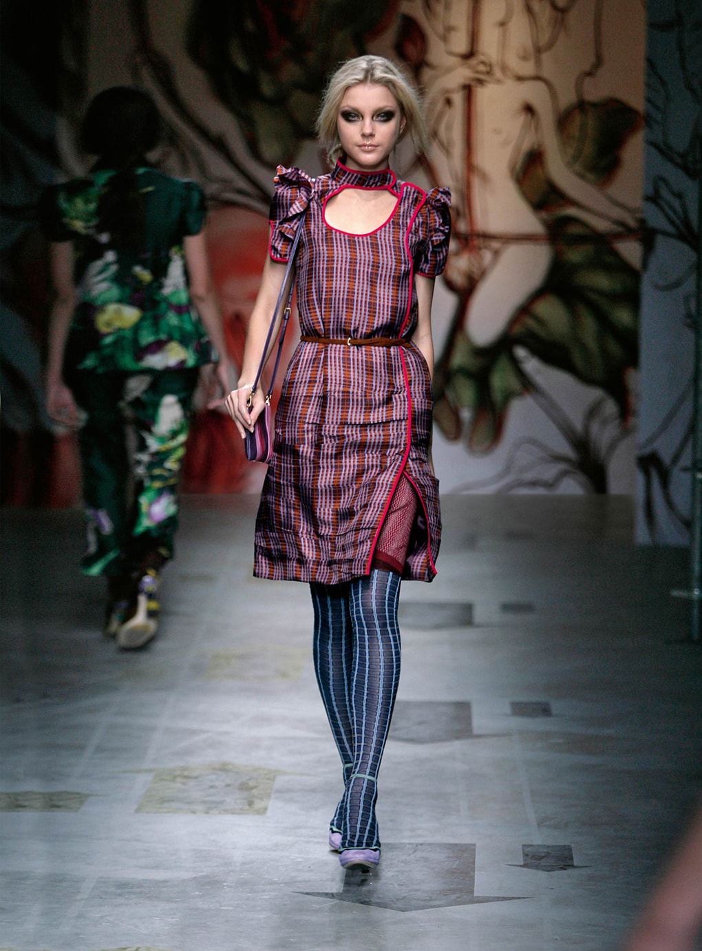 Look 5