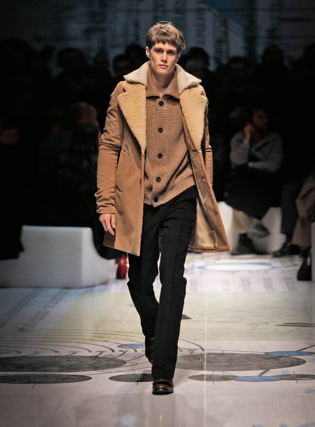 Look 8
