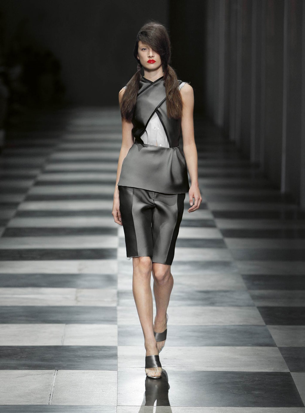 Look 3