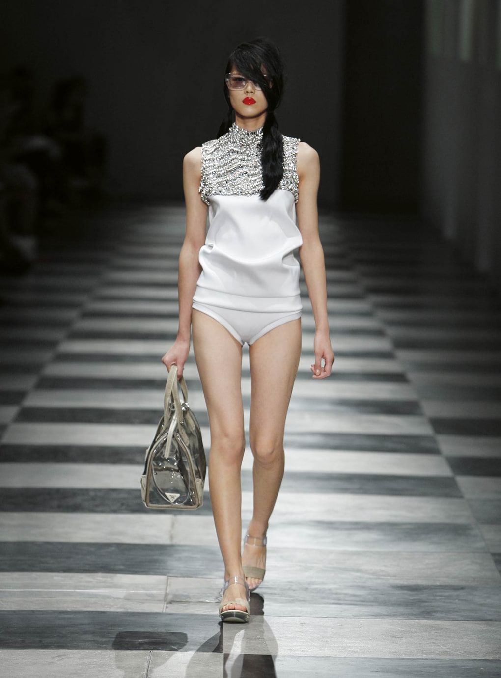 Look 15