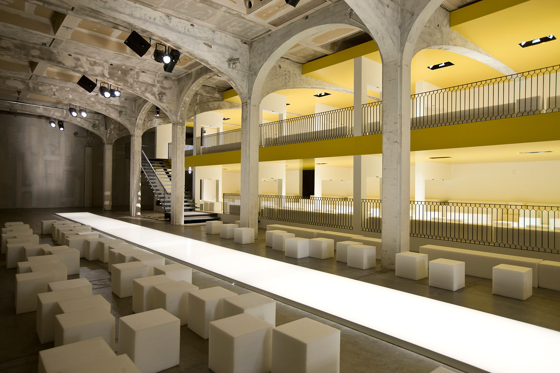 Showspace 1