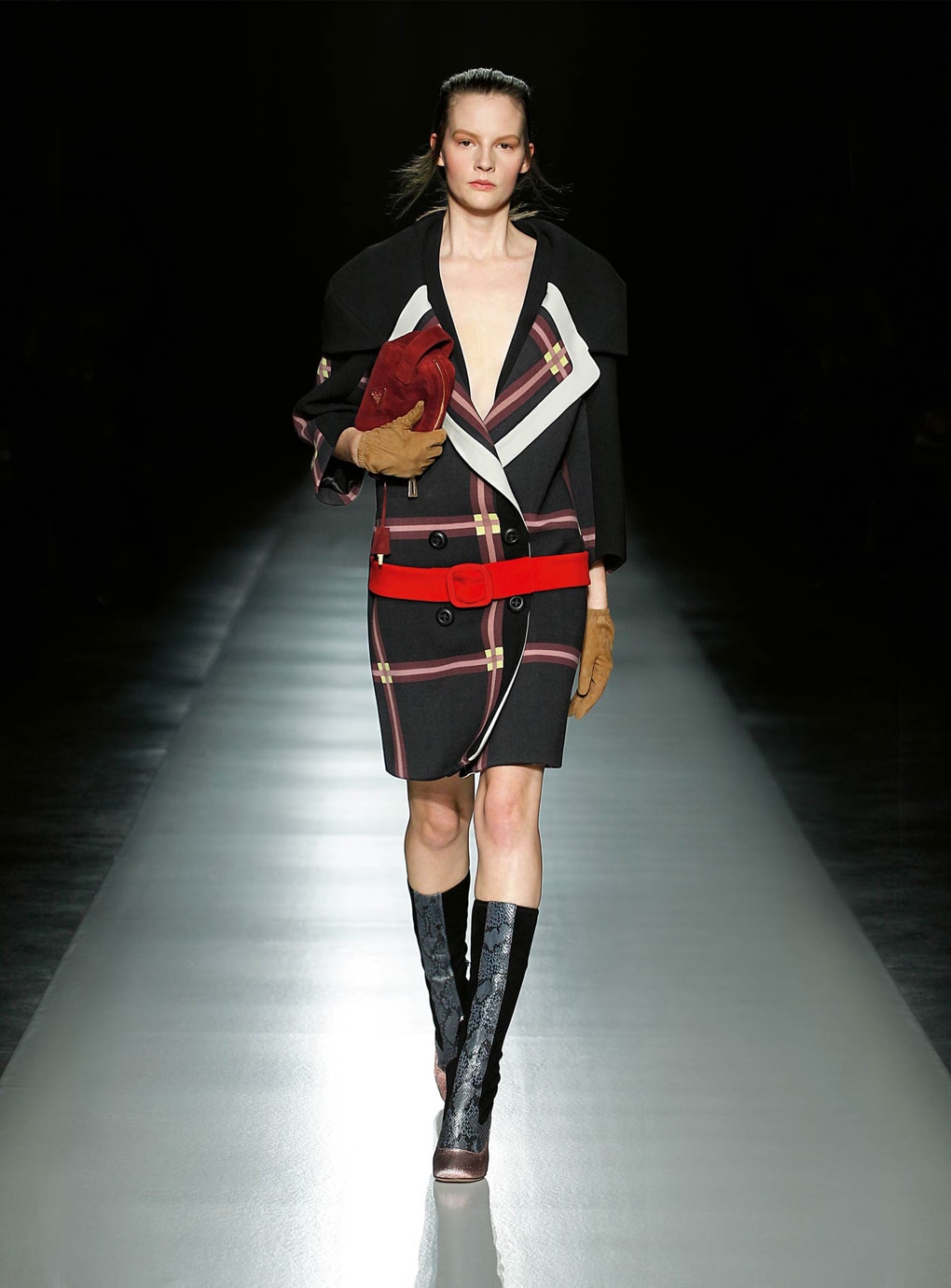 Look 7