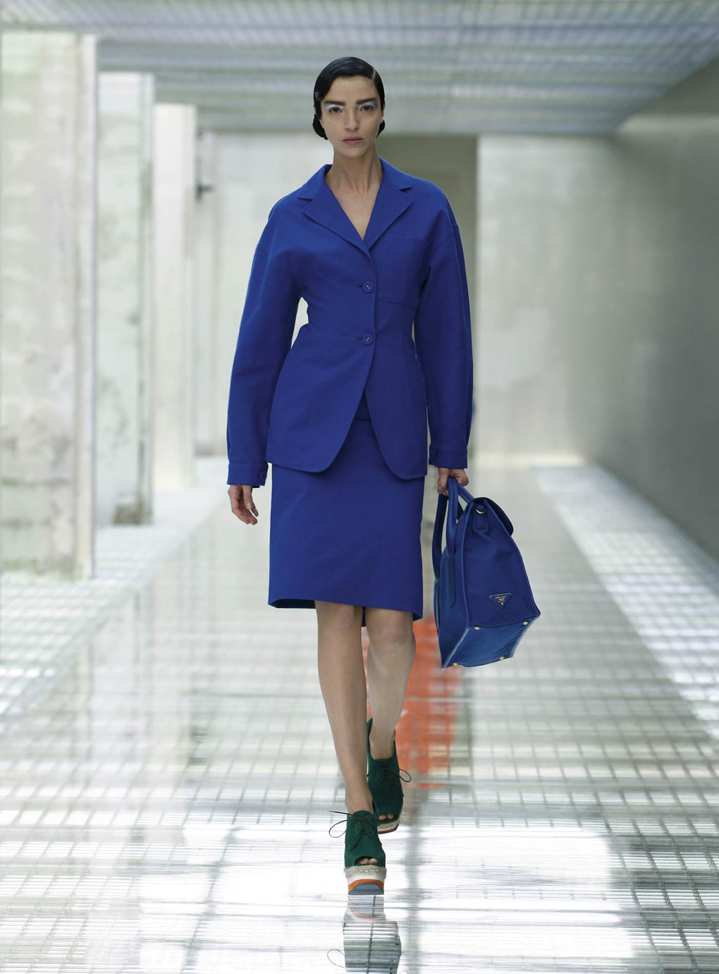 Look 4