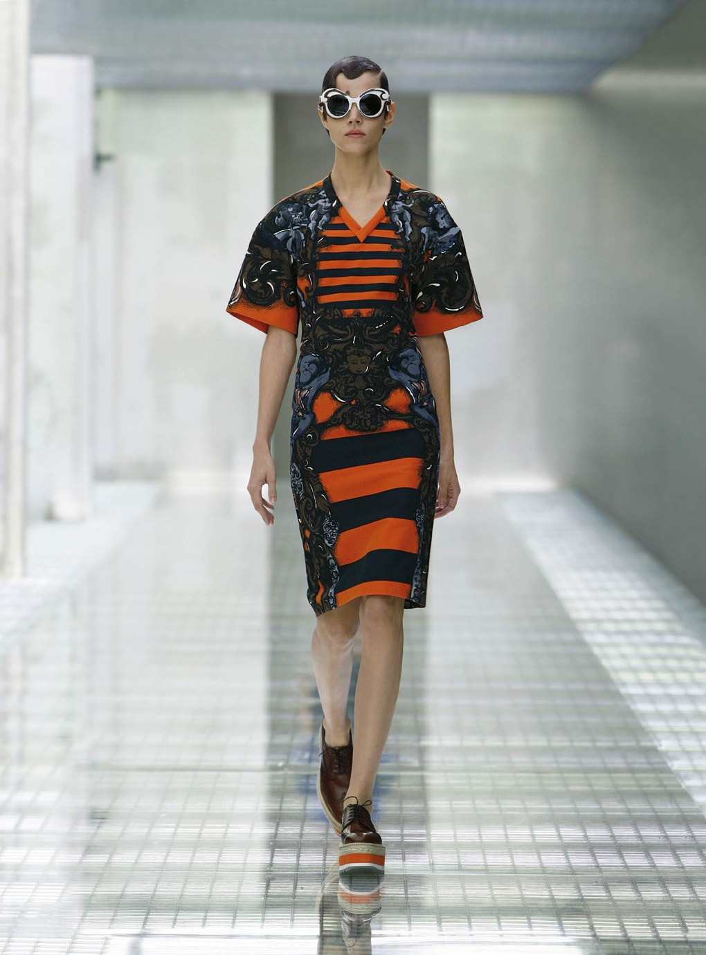 Look 7
