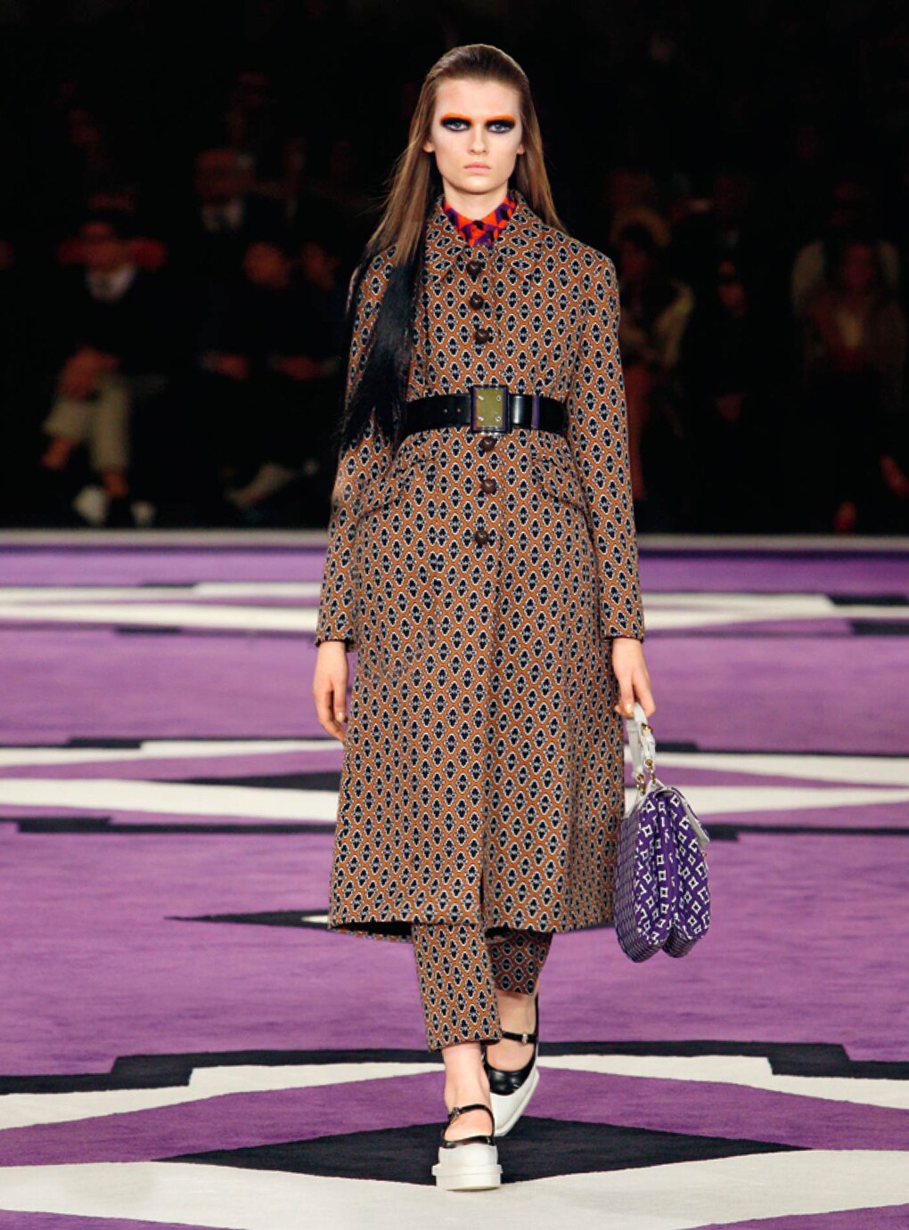 Look 7