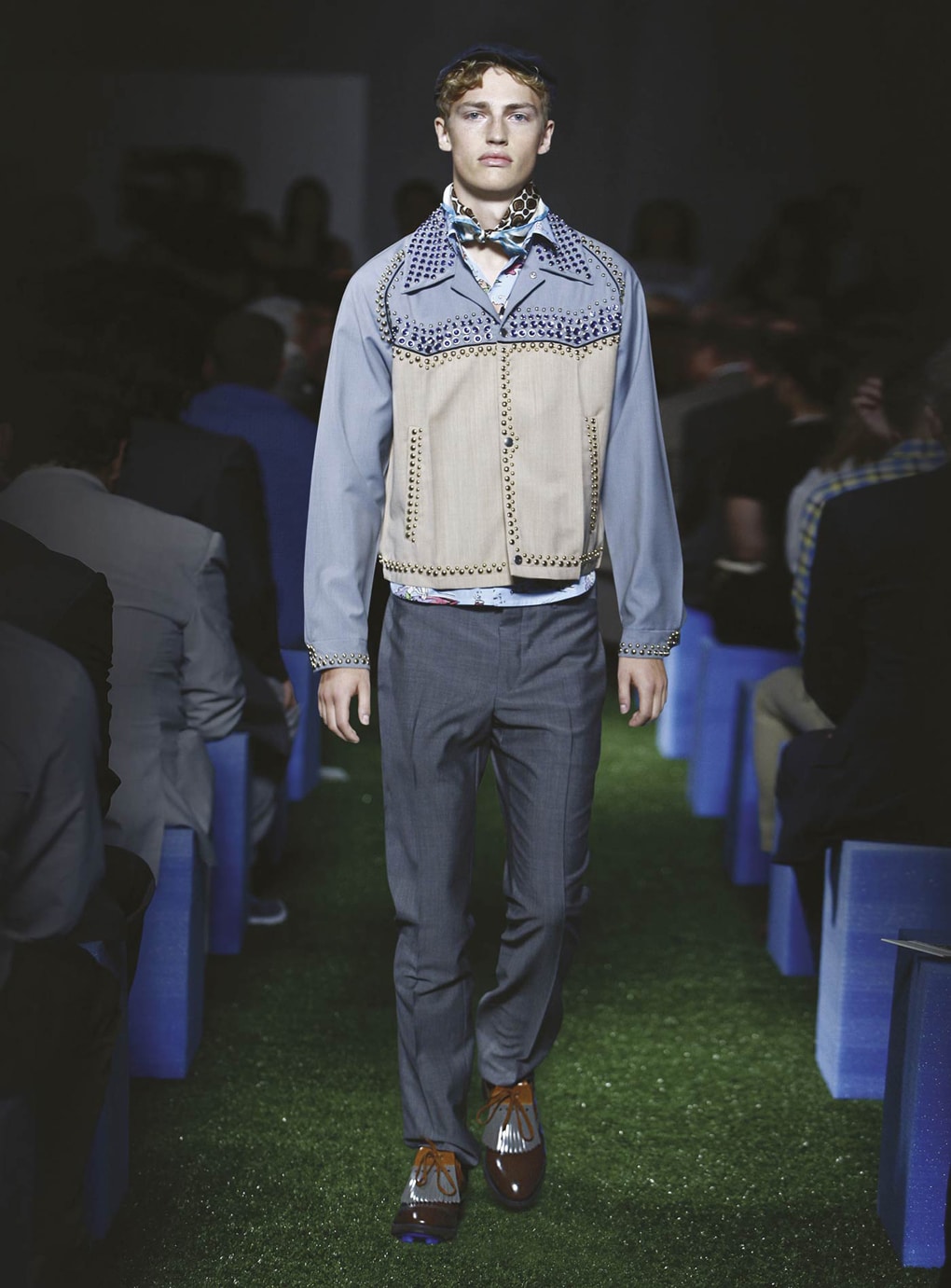 Look 7