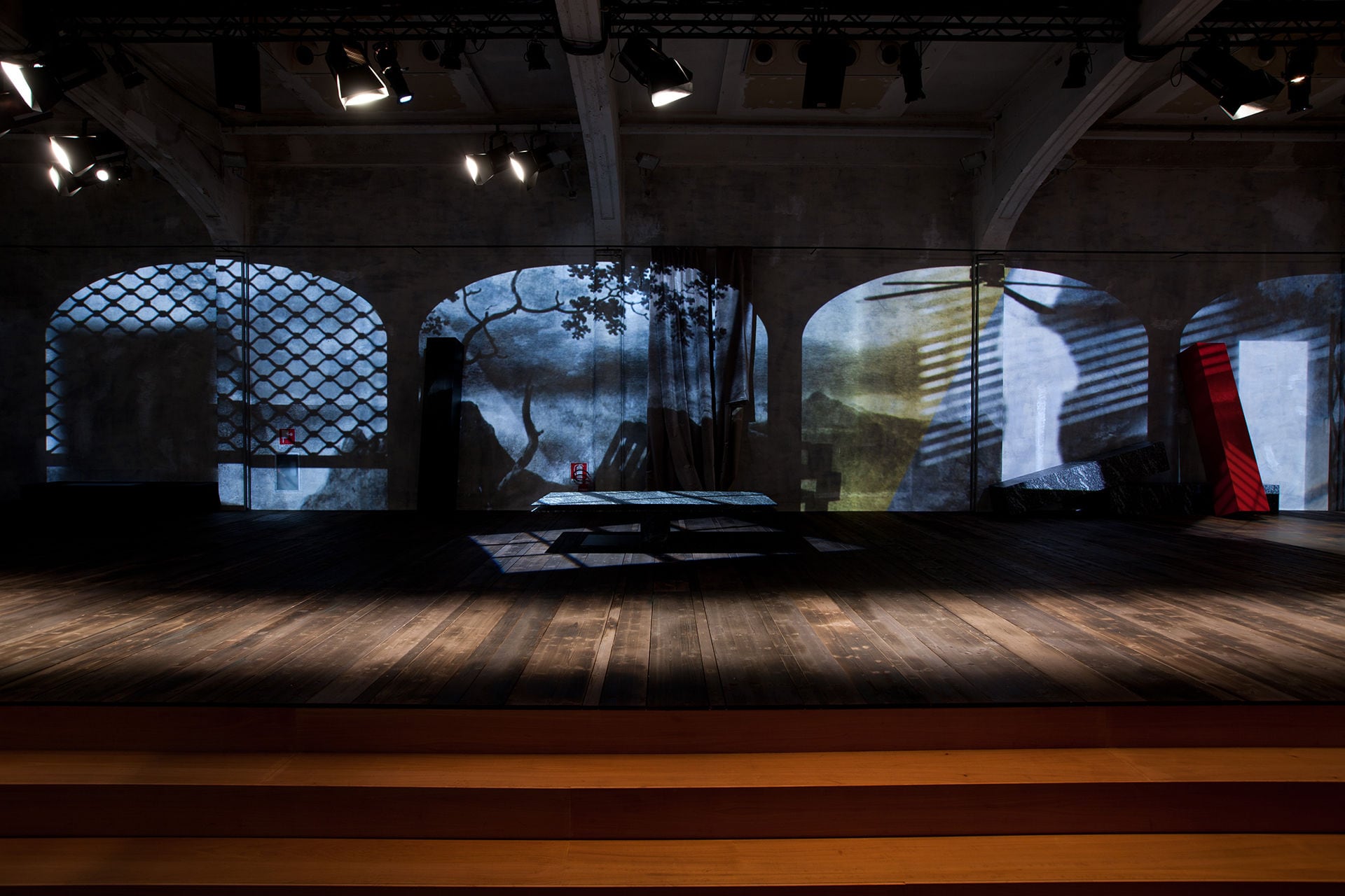 Showspace 1