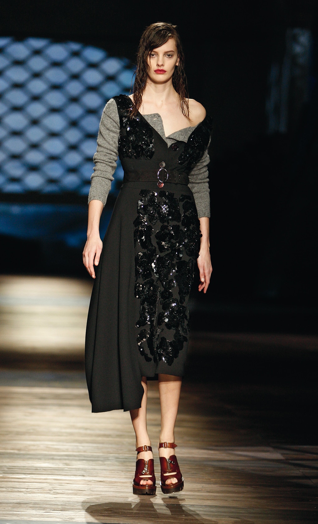 Look 1