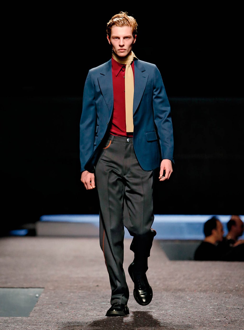 Look 3