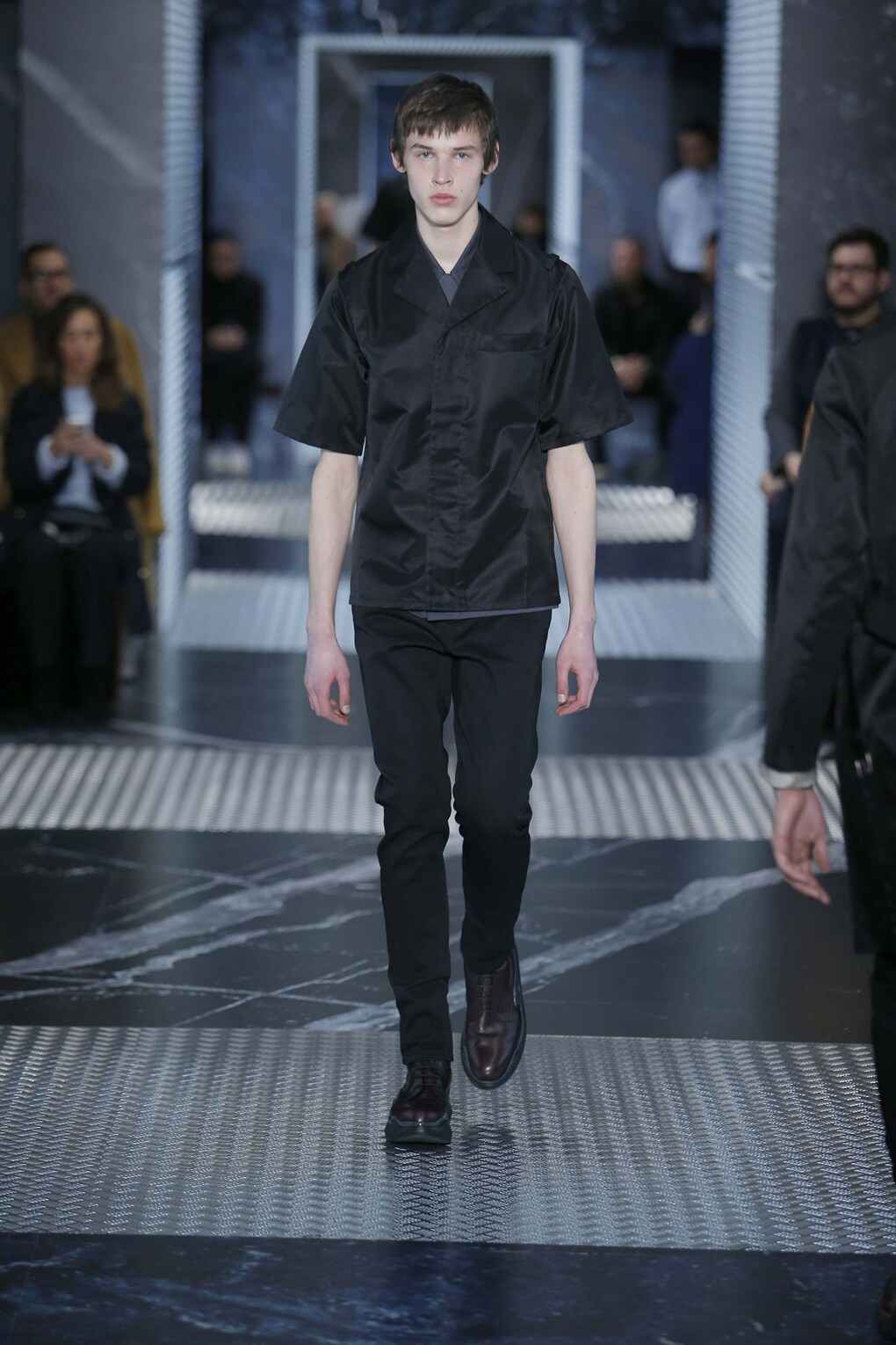 Look 2