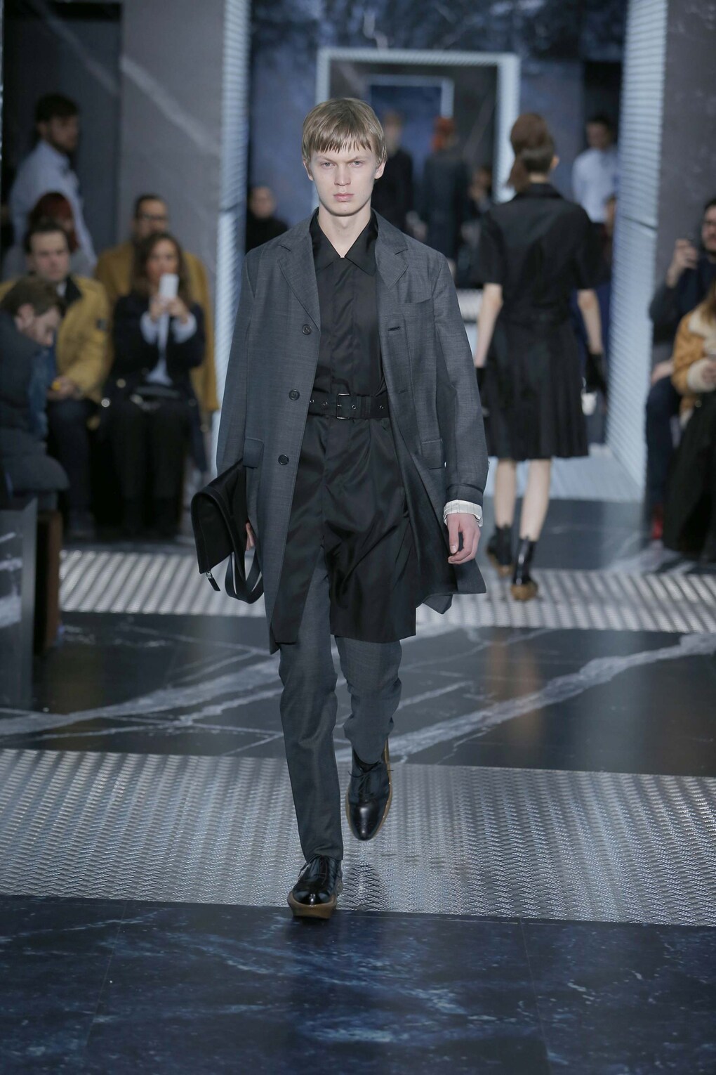 Look 7