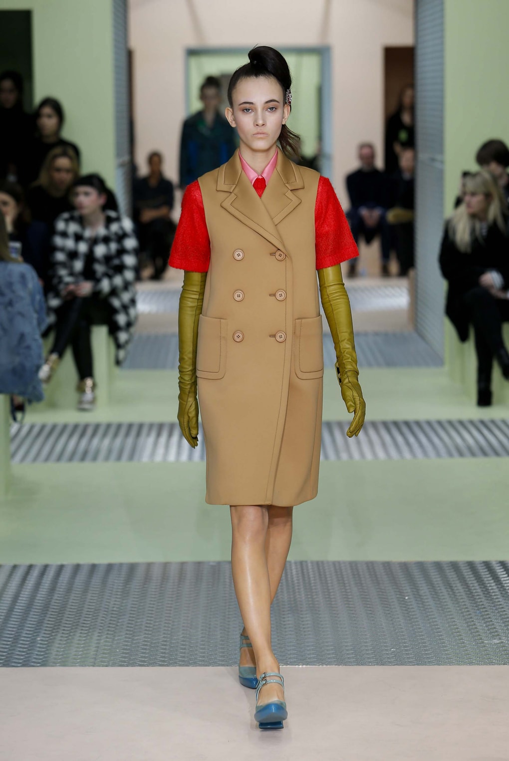 Look 5