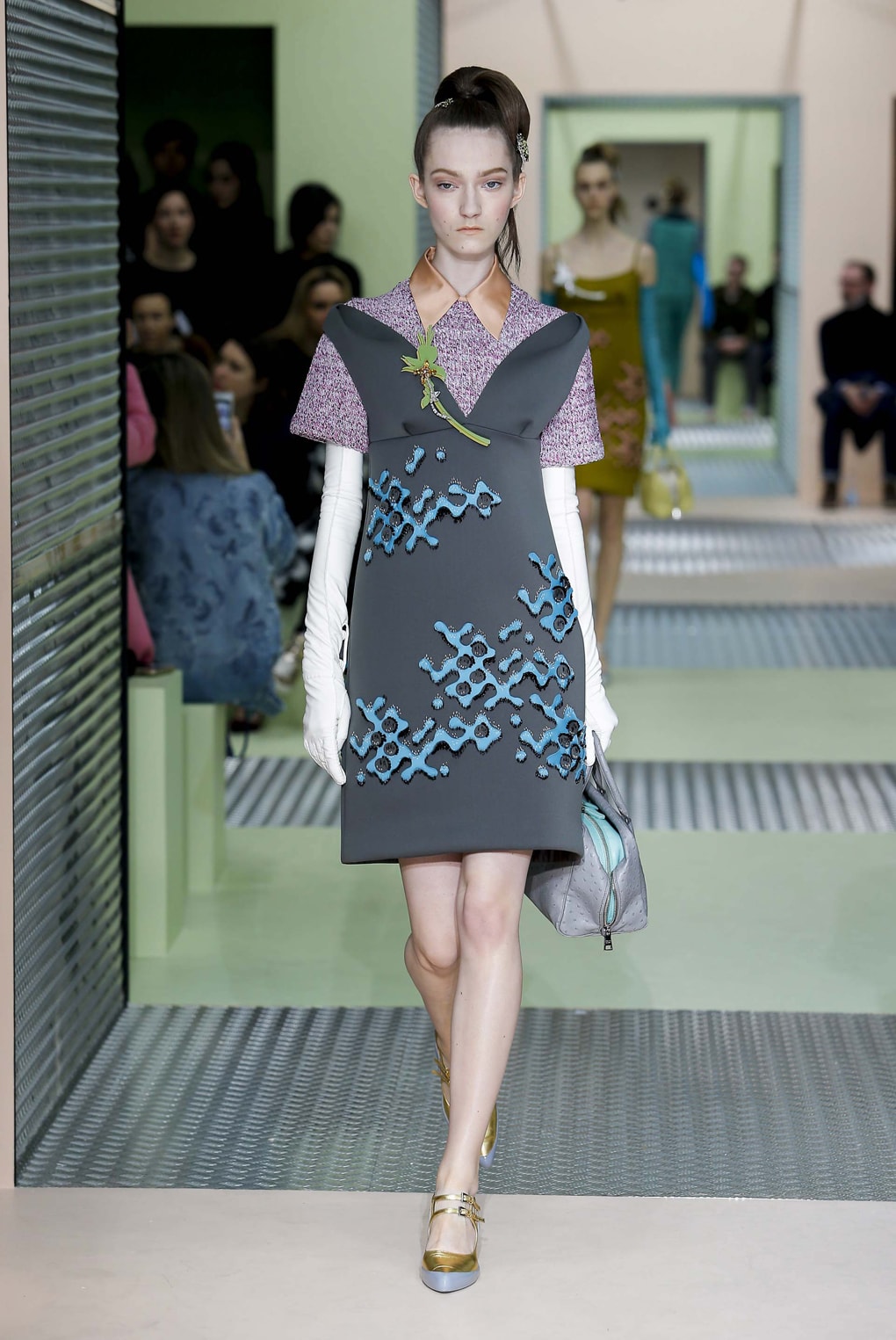 Look 12