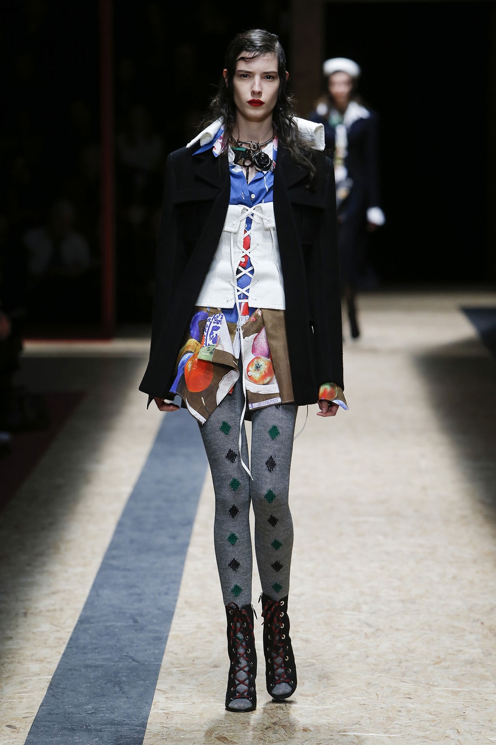 Look 2