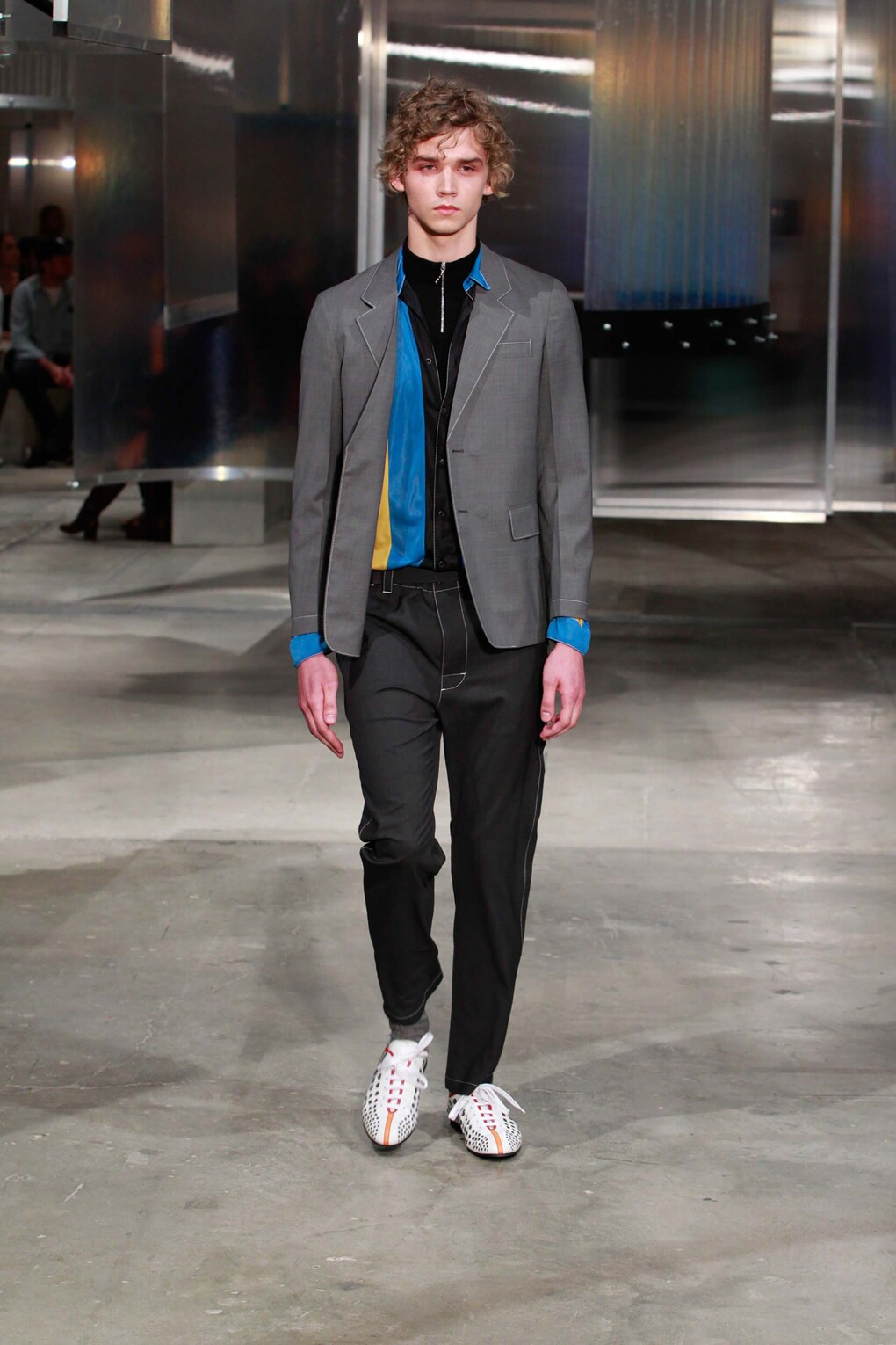 Look 4