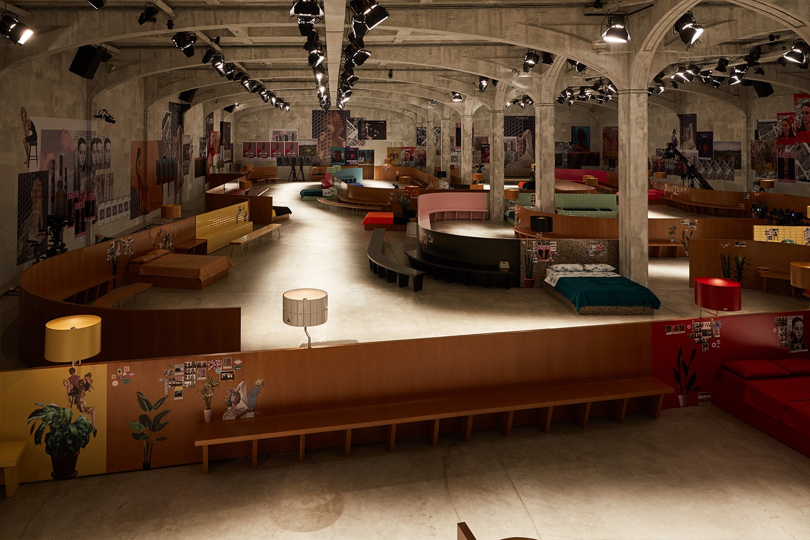 Showspace 1