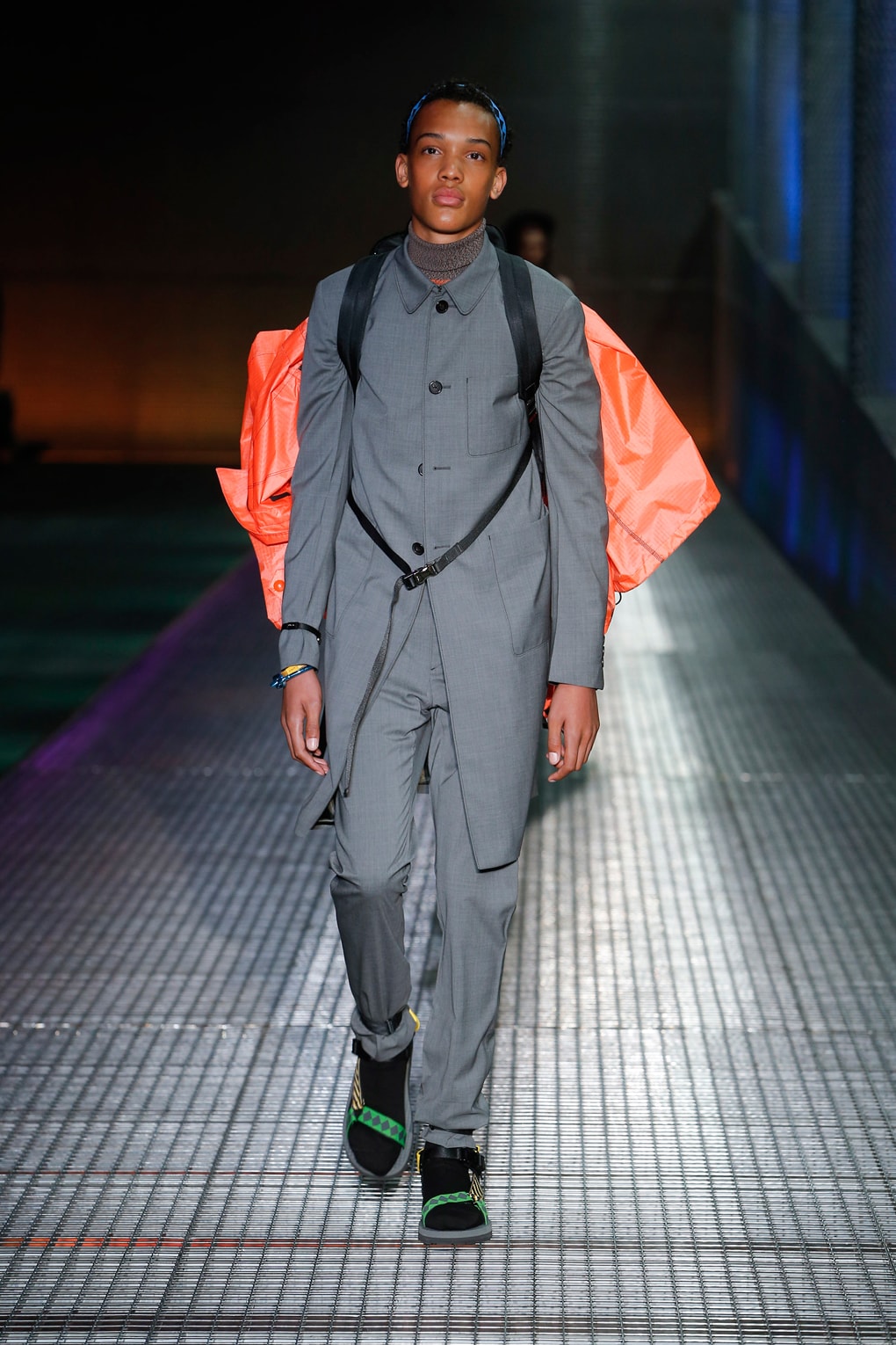 Look 2