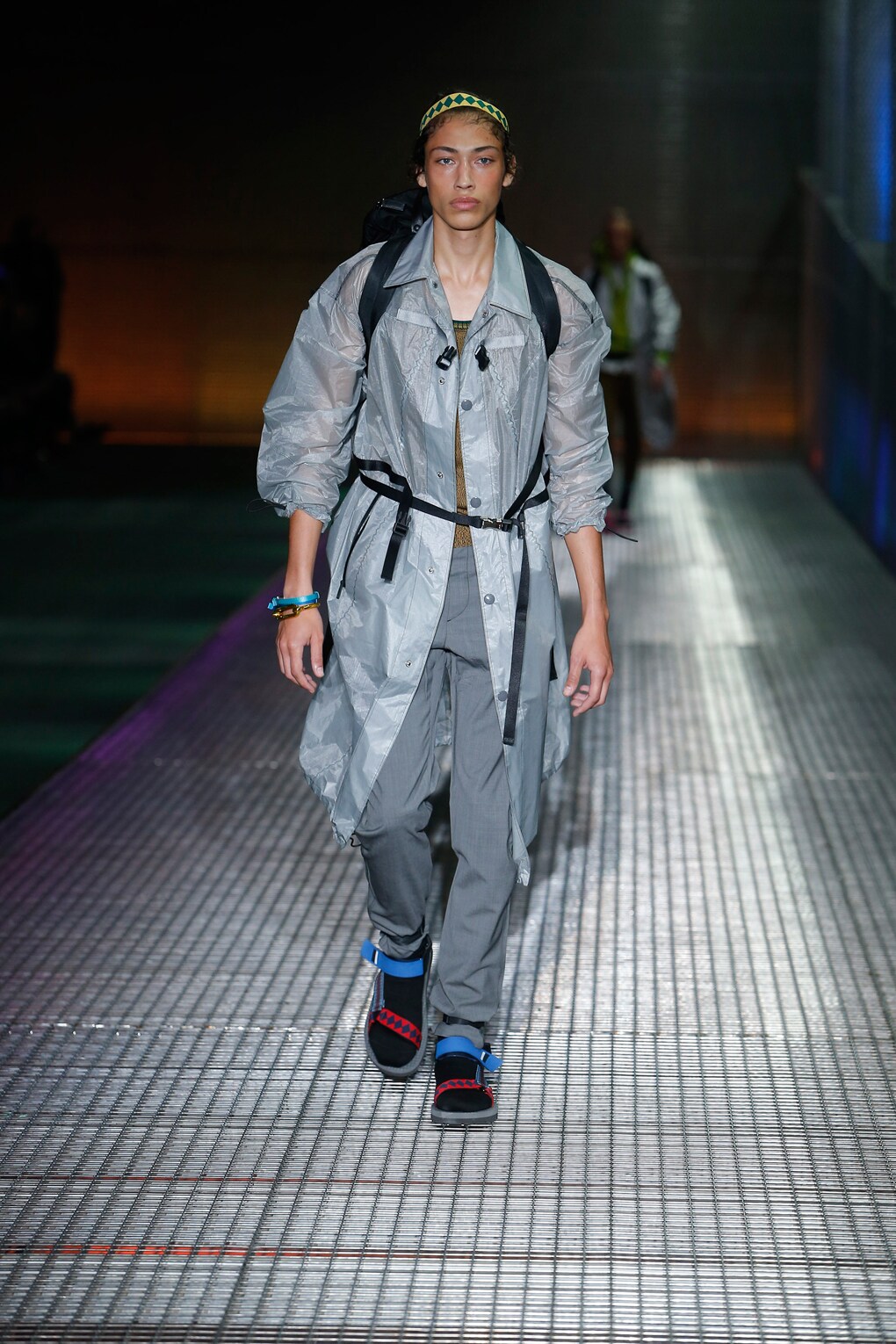 Look 4