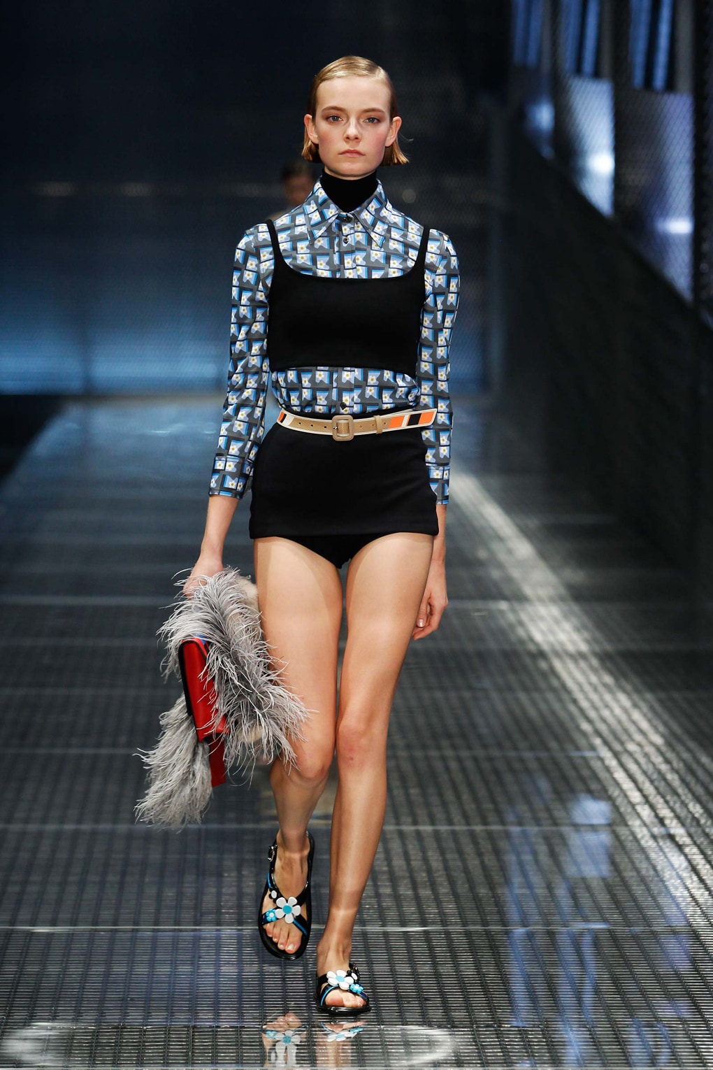 Look 3