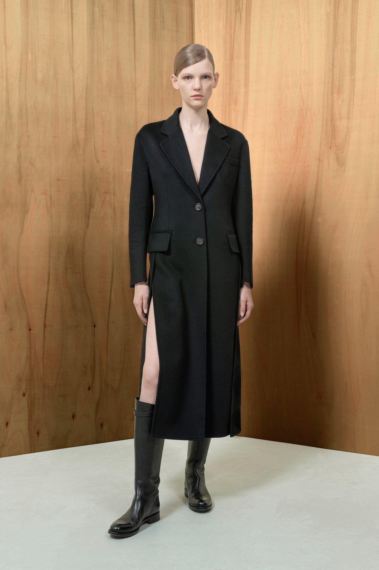 Prada Hideaway 003