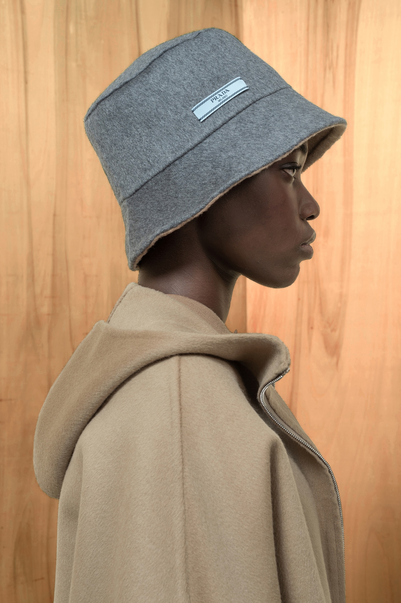Prada Hideaway 005