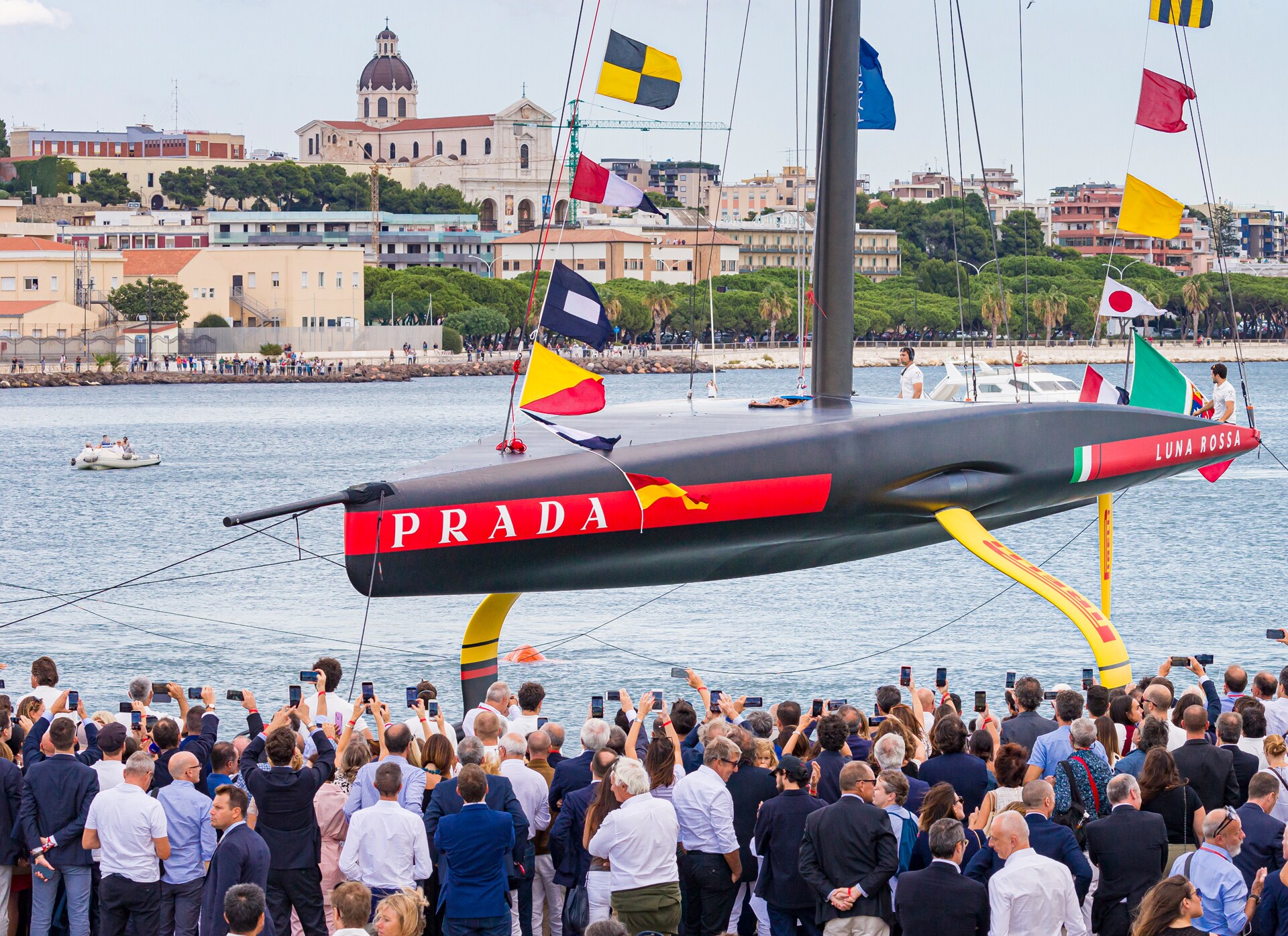 Prada Pirelli Team 1
