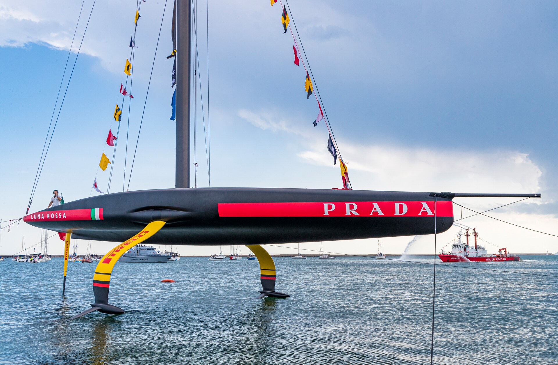 Prada Pirelli Team 9