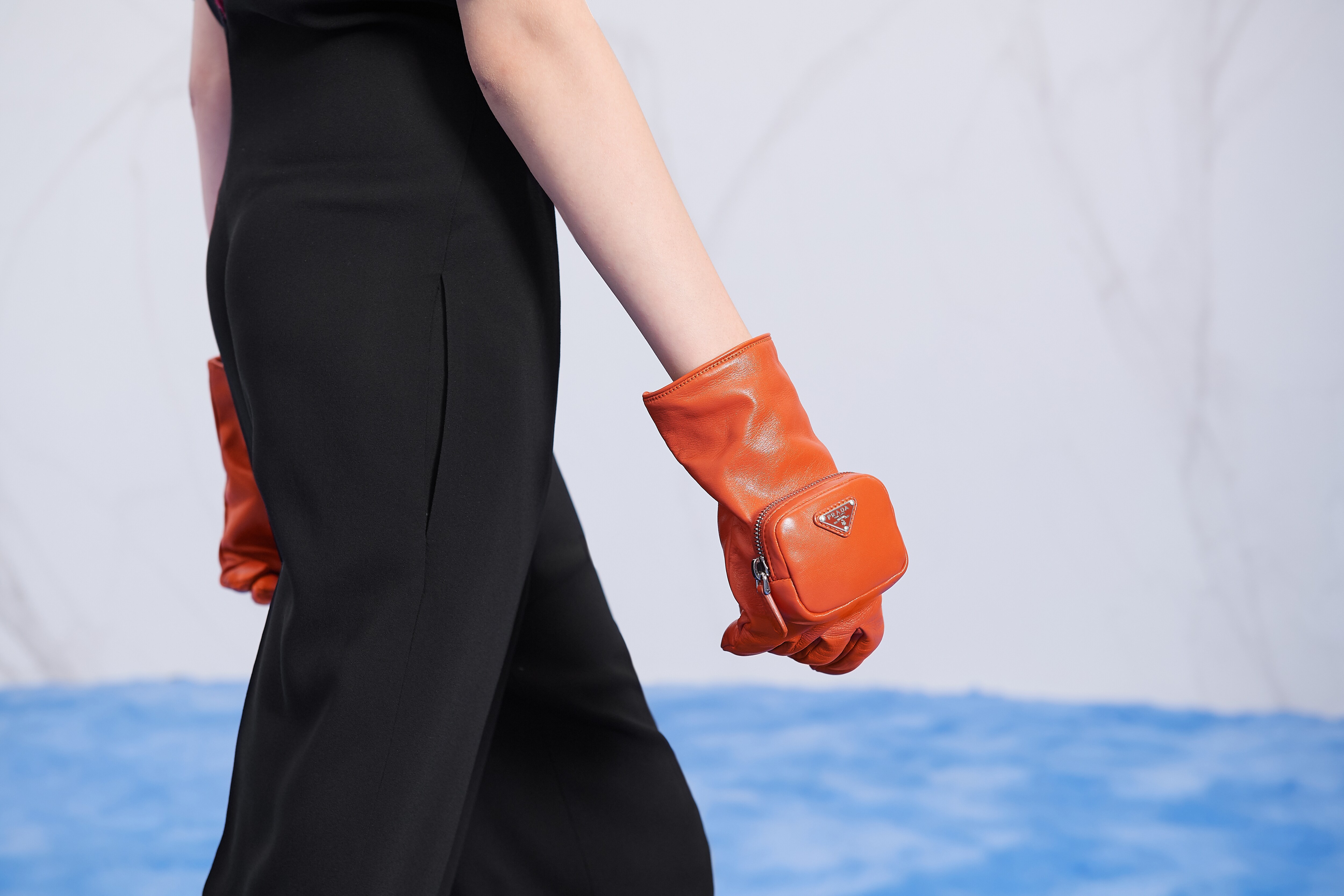 Details 12