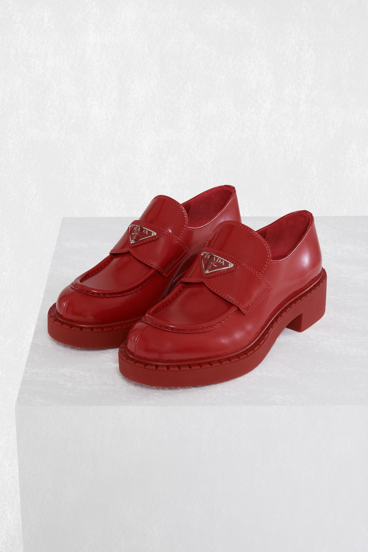Prada on ice 02