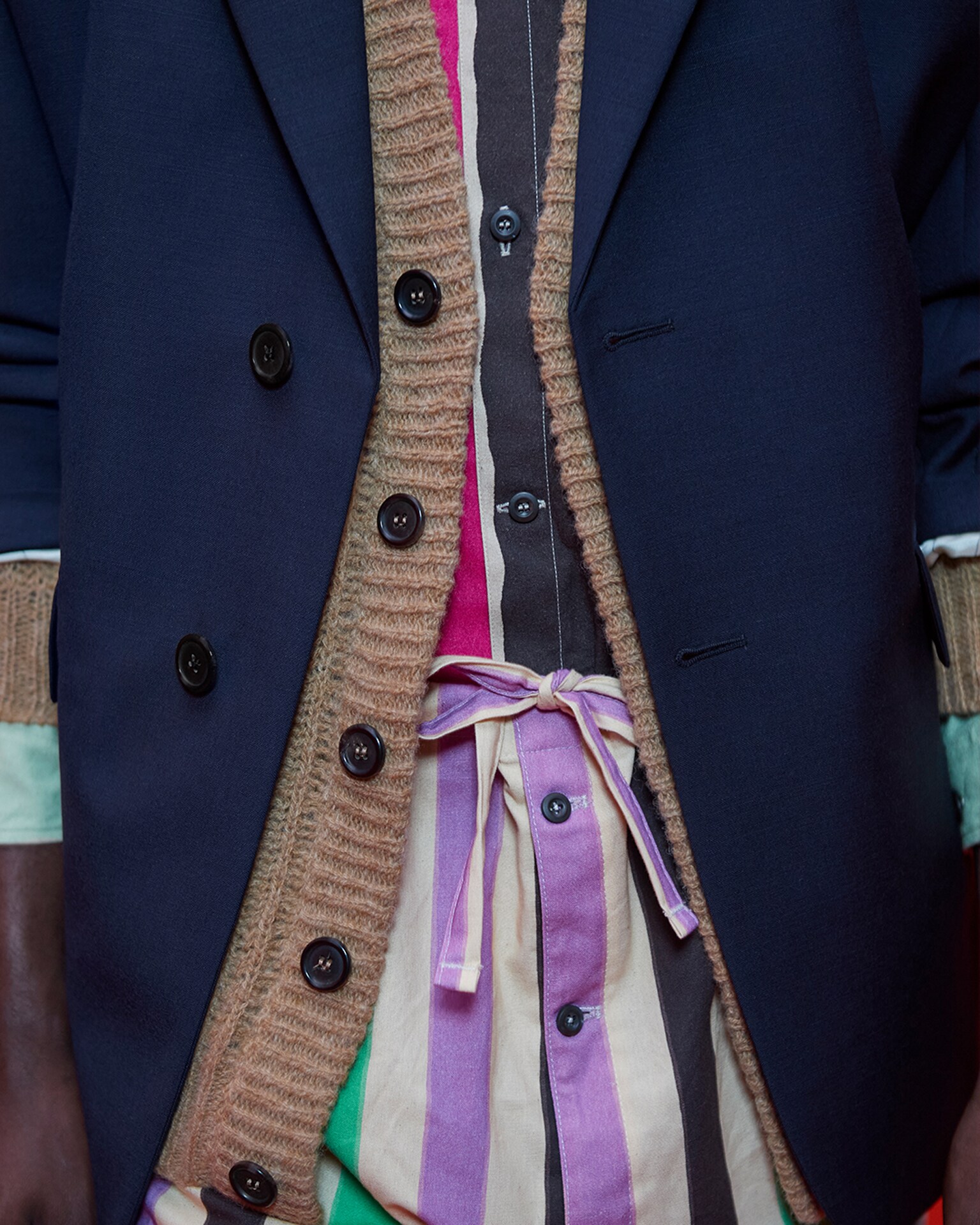 Details 33